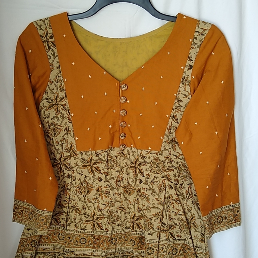 Tailor made Dress
